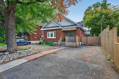 10 Clarendon Avenue, Tunneys Pasture And Ottawa West, On K1y 0p2