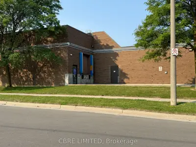 1920 Dundas Street 105, London East, On N5v 3p1