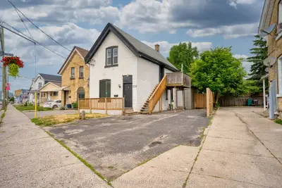 338 Hamilton Road, London East, On N5z 1r5