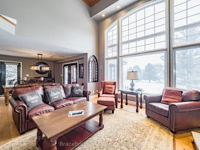 3876 Muskoka Rd 118 Highway W Sandfield 5 W10, Muskoka Lakes, On P0b 1j0