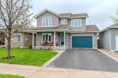 1103 Crossfield Avenue, Kingston, On K7p 0g7