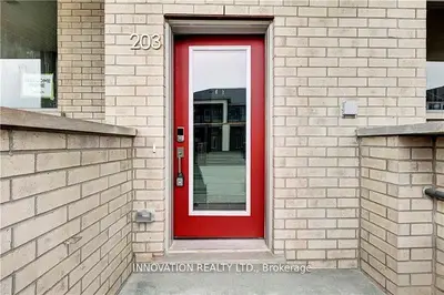 203 Speckled Alder Row, Barrhaven, On K2j 7g8