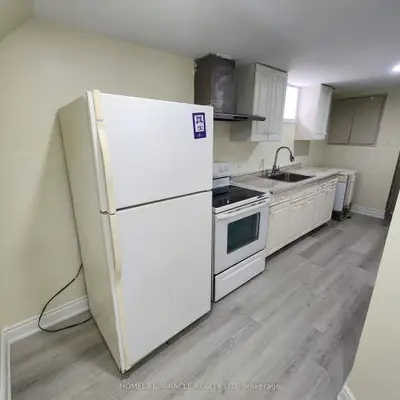 491 Salisbury Street, London East, On N5y 3b4