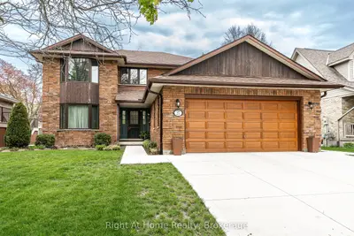 27 Kay Street, Stratford, On N5a 7r7