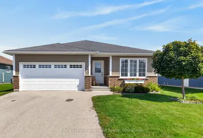 12 Windward Way N, Ashfield-colborne-wawanosh, On N7a 0c6