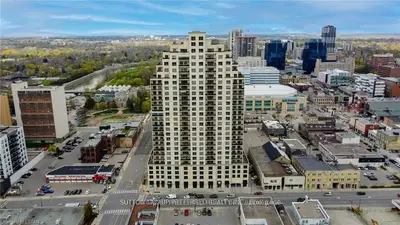 330 Ridout Street N 2304, London East, On N6a 0a7