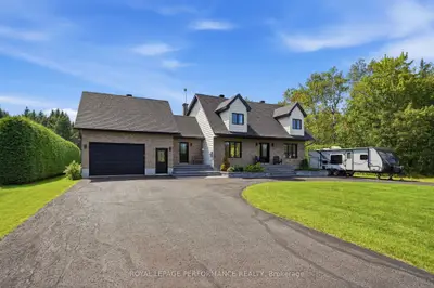 3246 Pattee Road E, East Hawkesbury, On K6a 2r2