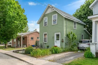 163 Green Street, Deseronto, On K0k 1x0