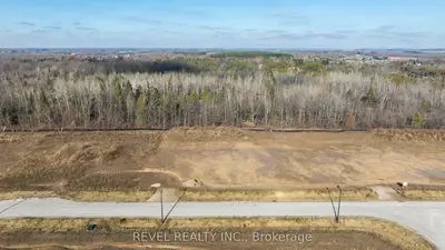 16 Private Berry Drive, Amaranth, On L9v 3t8