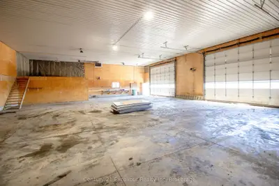 8323 Line 12 Street, Wellington North, On N1h 6j2
