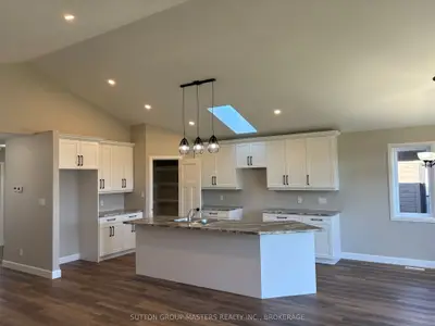 812 Windermere Drive, Kingston, On K7p 0n5
