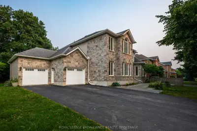 81 Kenwoods Circle, Kingston, On K7k 6y2