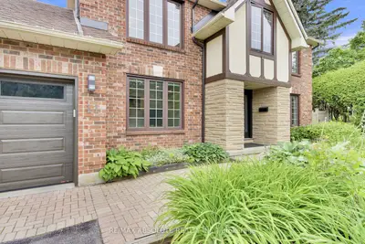 11 Cobb Court, Barrhaven, On K2j 2k2