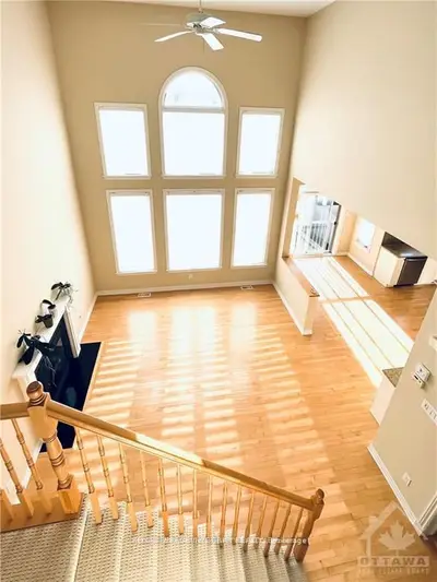 195 KEYROCK Drive, Kanata, ON K2T 0A9