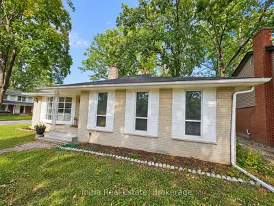 3400 St Patrick's Drive, Windsor, On N9e 3h4