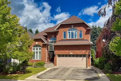 27 Thoroughbred Boulevard, Hamilton, On L9k 1l2