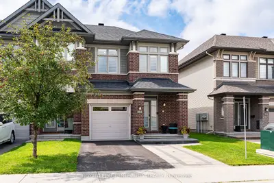 168 Larimar Circle, Blossom Park - Airport And Area, On K1x 0b6