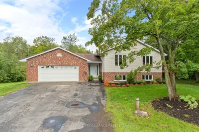 18 East Townline Road, Front Of Yonge, On K0e 1r0