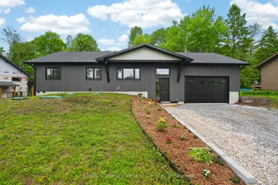 1093 Highway 141 Drive, Seguin, On P2a 2w8