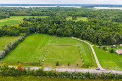 102 Bay Road, Rideau Lakes, On K0g 1l0