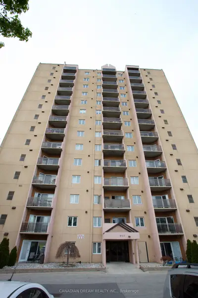 860 Commissioners Road E 803, London South, On N6c 5y8