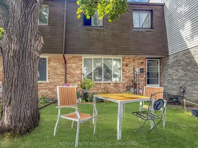 913 Oakview Avenue, Kingston, On K7m 6v4