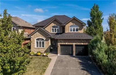 51 Showcase Drive, Hamilton, On L0r 1p0