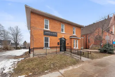 259 Pembroke Street E, Pembroke, On K8a 3j9