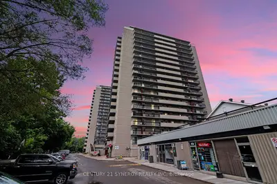 158b Mcarthur Avenue 1202, Vanier And Kingsview Park, On K1l 8c9