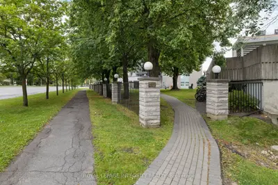 1380 Prince Of Wales Drive 1702, Mooneys Bay - Carleton Heights And Area, On K2c 3n5