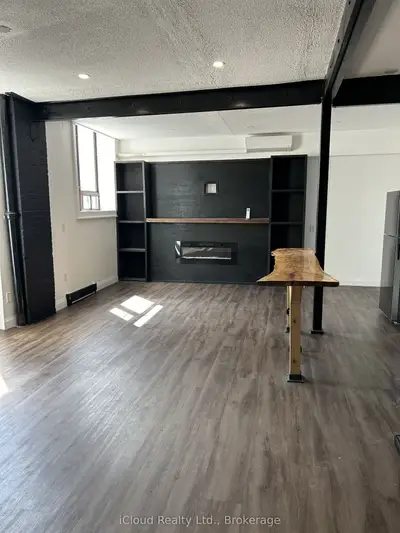 7 Foundry Street 12, Hamilton, On L9h 2v6