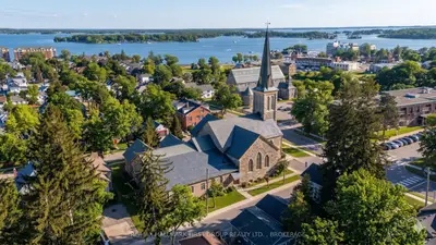 175 Stone Street S, Gananoque, On K7g 2a2