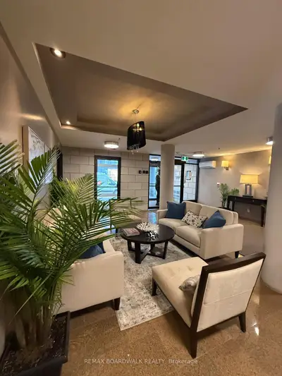 323 Winona Avenue 306, Westboro - Hampton Park, On K1z 5h3