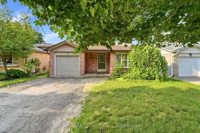 155 Foxhunt Road, Waterloo, On N2k 2r8