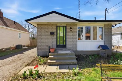 6376 Ash Street, Niagara Falls, On L2g 2h5