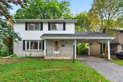 92 Cliff Crescent, Kingston, On K7m 1a8