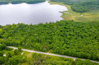126 Domtar Road, Huntsville, On P0b 1m0