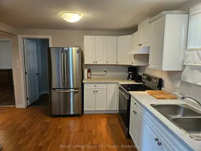 3 Joyce Place, Guelph, On N1e 6p8