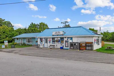 1303 1305 Glen Ross Road, Quinte West, On K0k 2c0