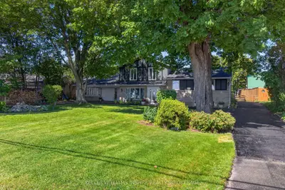 4535 Bath Road, Loyalist, On K7n 1a6