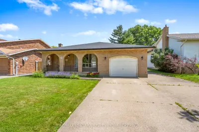 26 Forster Avenue, Thorold, On L2v 4j5