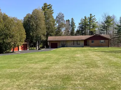 506 11th Concession Road E, Hamilton, On L8b 1j1