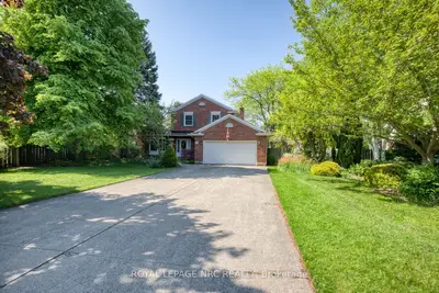 35 Garrison Village Drive, Niagara-on-the-lake, On L0s 1j0