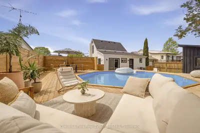 59 Maple Street, Prince Edward County, On K0k 3l0