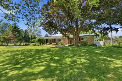 1042 Lakeshore Road W, St. Catharines, On L2r 6p9