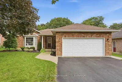 17 Oakridge Boulevard, Pelham, On L0s 1e5