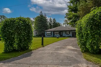 3 LAKESHORE Boulevard, Selwyn, ON K0L 1T0