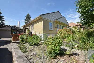 819 Rishor Crescent Crescent, Peterborough, On K9h 5c8