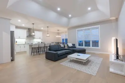 144 Foxborough Place, Thames Centre, On N0m 2p0