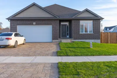 144 Foxborough Place, Thames Centre, On N0m 2p0